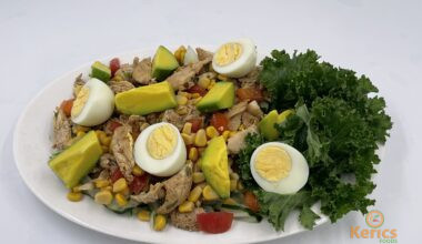 Kale-chicken salad